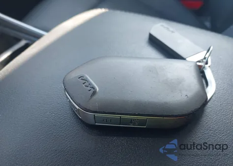 2024 Kia Sorento S z USA, uszkodzony, nr VIN 5XYRL4JC4RG283184